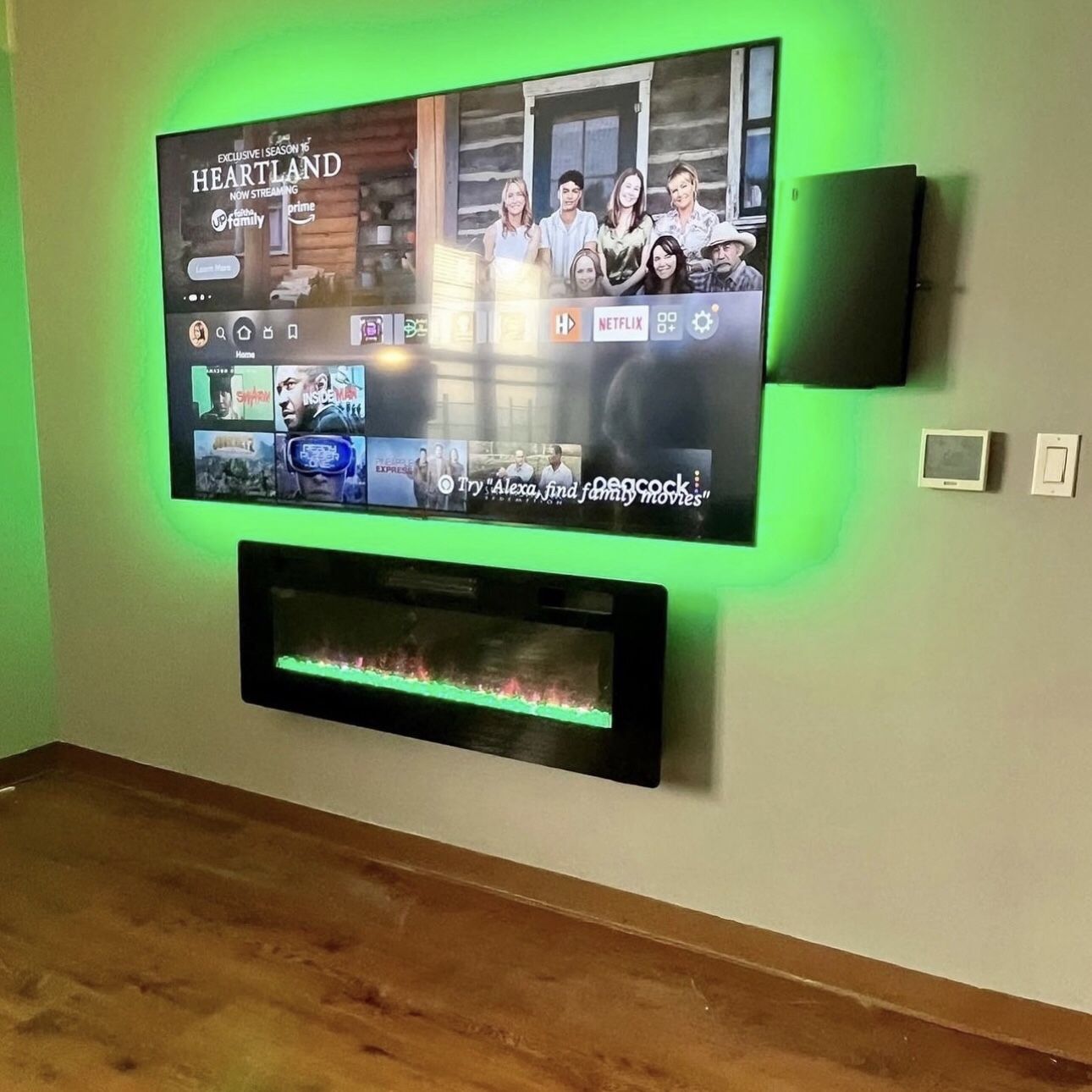 TV MOUNT