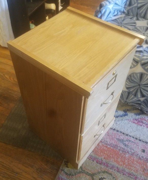 CUTE LITTLE 2 DRAWER FILE CABINET!!