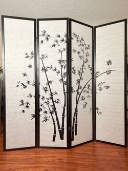 Bamboo design room divider