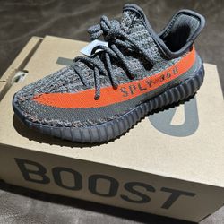 Adidas Yeezy 350 V2 Carbon Beluga - 4.5M
