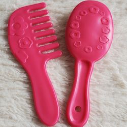 VTG Doll 2PC Comb & Brush Set