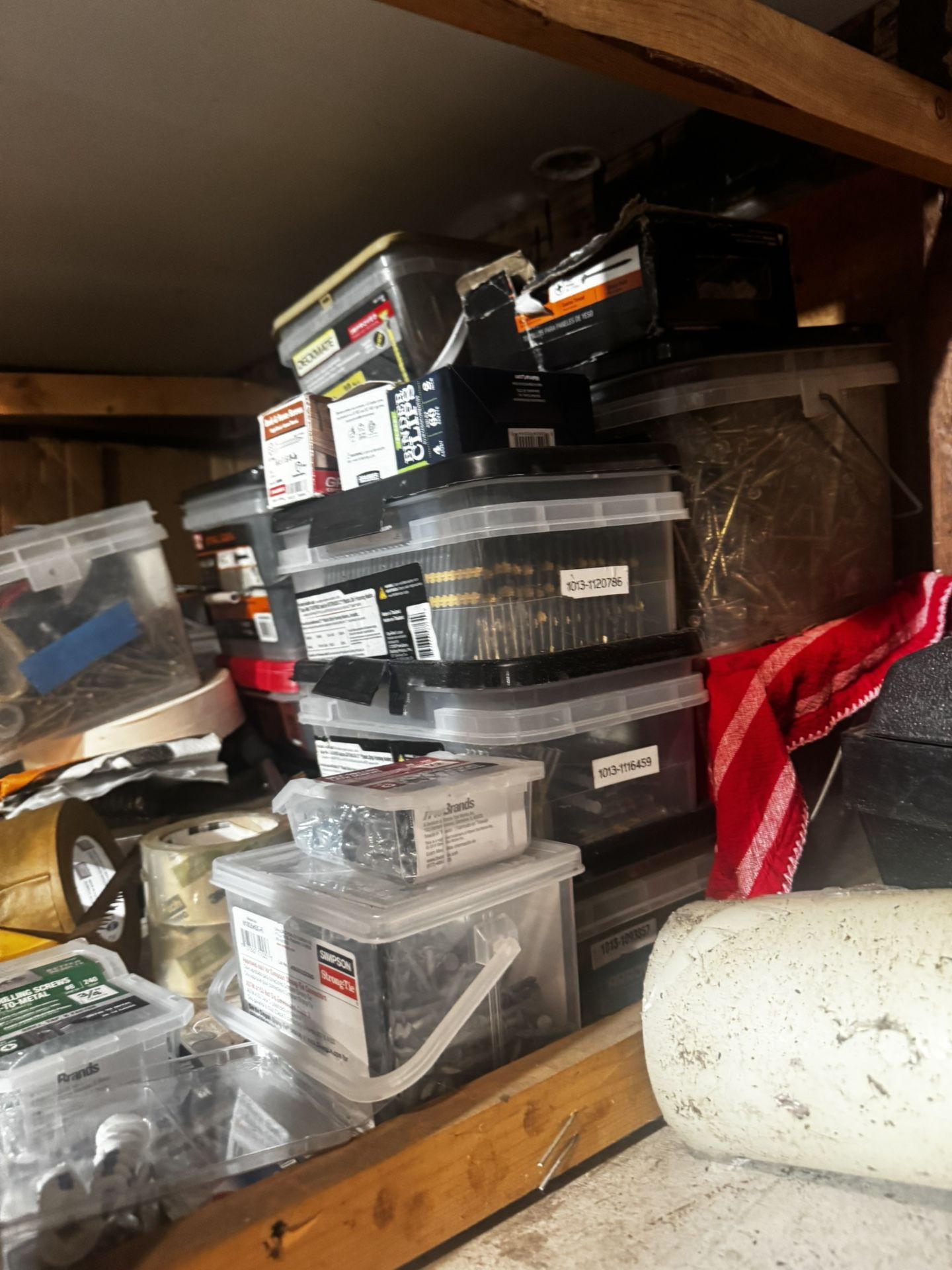 Hardware/screws/miscellaneous