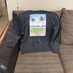 Old Navy California.est 1994 Sweater.