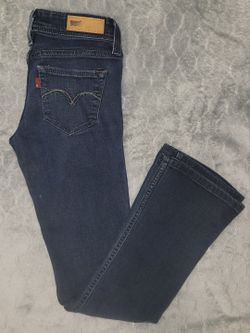 Levi's Bootcut Jeans
