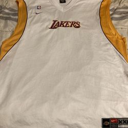 L.A. Lakers Basketball Jersey Mens Size XXL