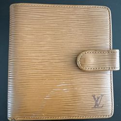 Good Condition Authentic Louis Vuitton Mens Wallet for Sale in