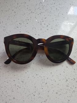 Saint Laurent sunglass