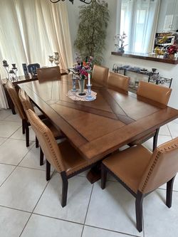Dining room set 8-chairs