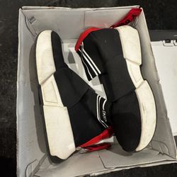 Adidas, DKNY, Convert 