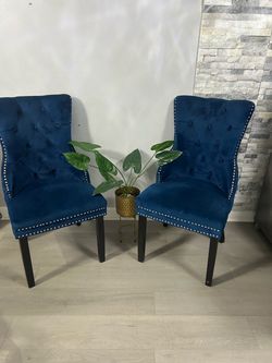 Upholstery Chairs