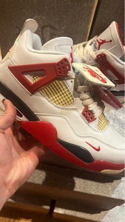 Nigel 4s size 10