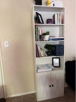 Bookshelf