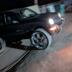 2002 Jeep Liberty With 26 In Rims Brand New Tires 