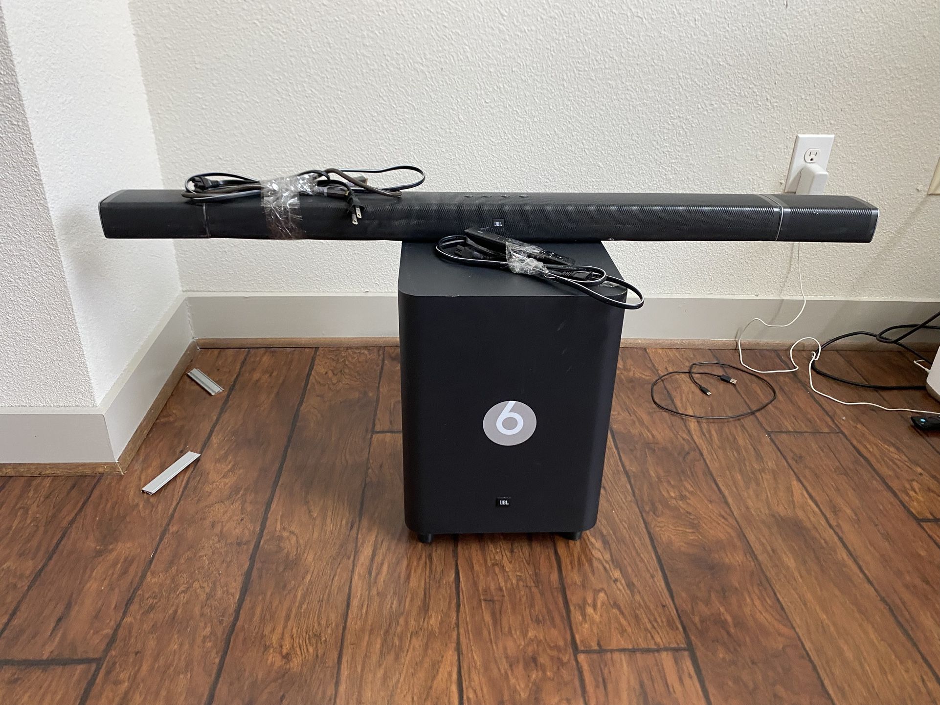Sound Bar W/ Subwoofer