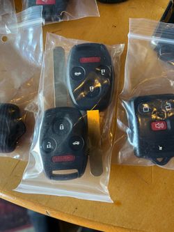 Keys chips remotes