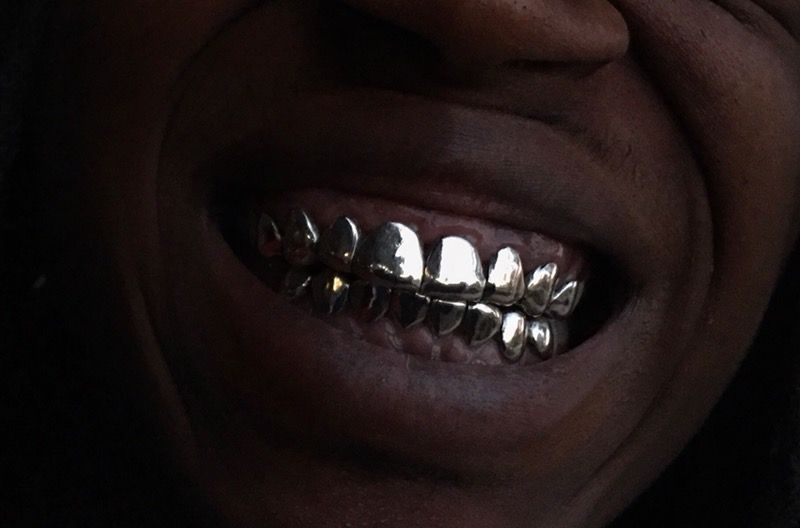 Deep cut grillz