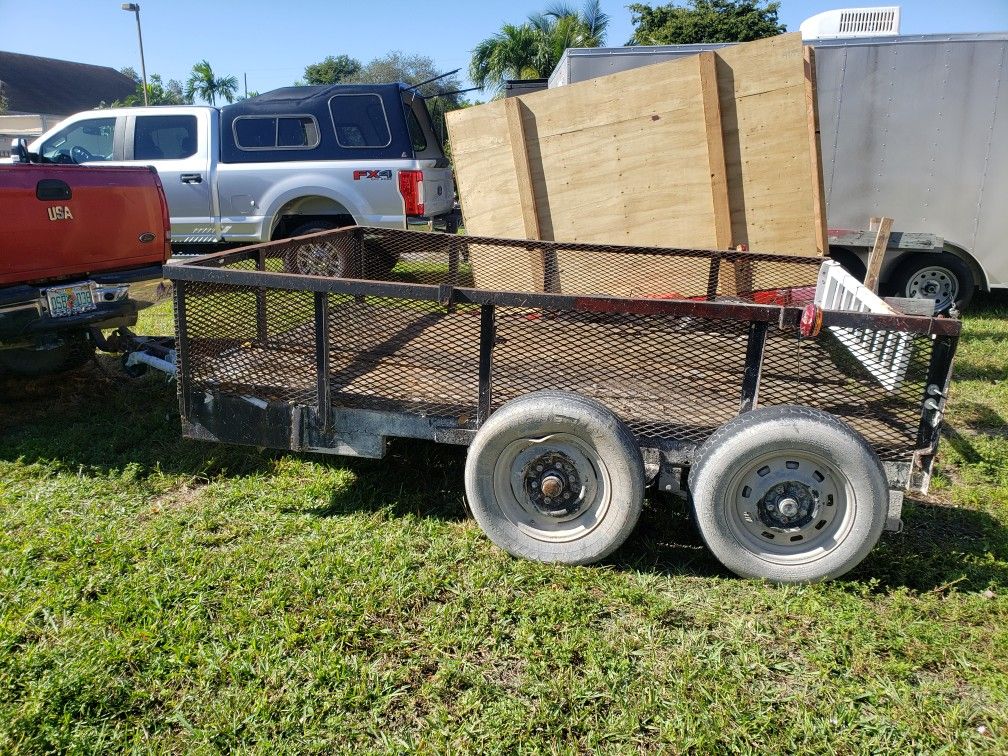 9 x 7 Utility Trailer used, everything works.