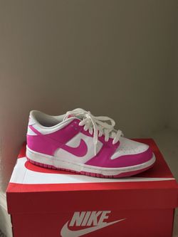 Nike dunks size 6 youth