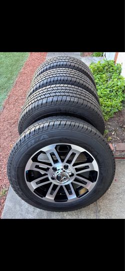 Toyota tundra rims new and used tires 265/60/20’