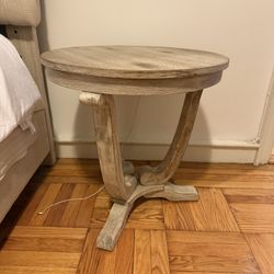 Distressed Side Table!