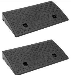 Ramps heavy duty plastic. 3.5" Hx10.5" L 19.5" w. SERIOUS BUYERS ONLY.