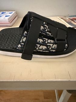 Dior slides
