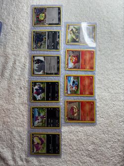 Pokémon Trading Cards Lot of 10