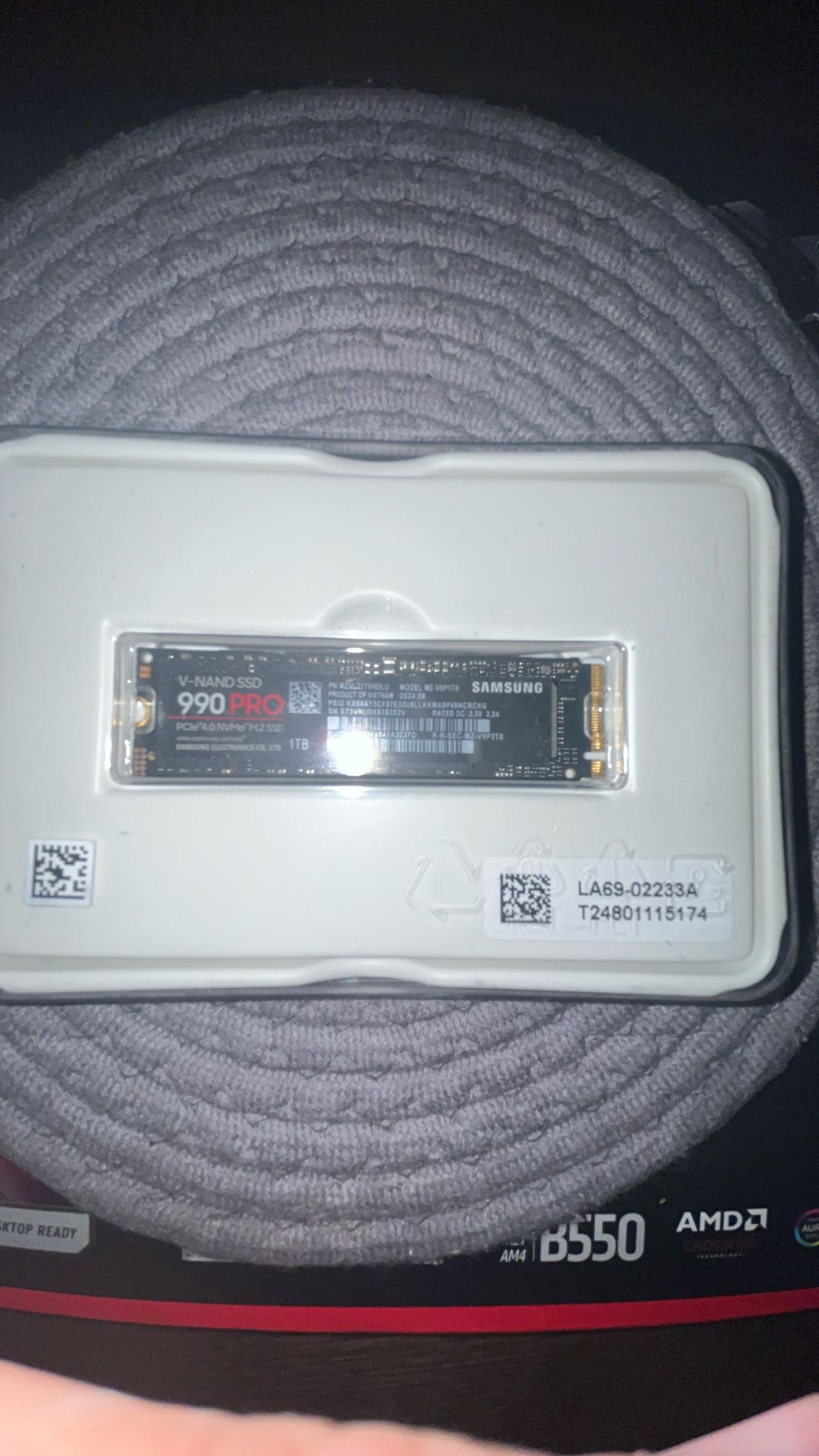 V-NAND SSD 990 PRO 1TB