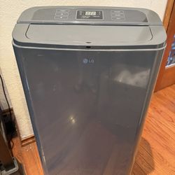 LG Portable Air Conditioner 12,000 BTUs