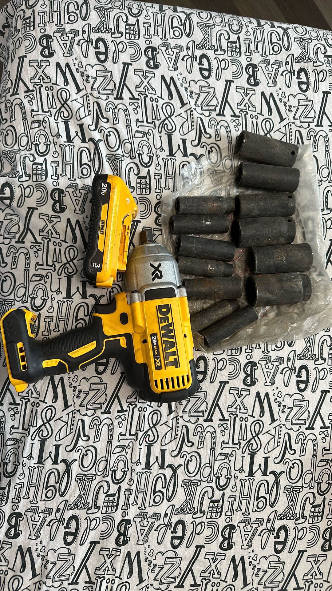 Dewalt 1/2 Impact Wrench