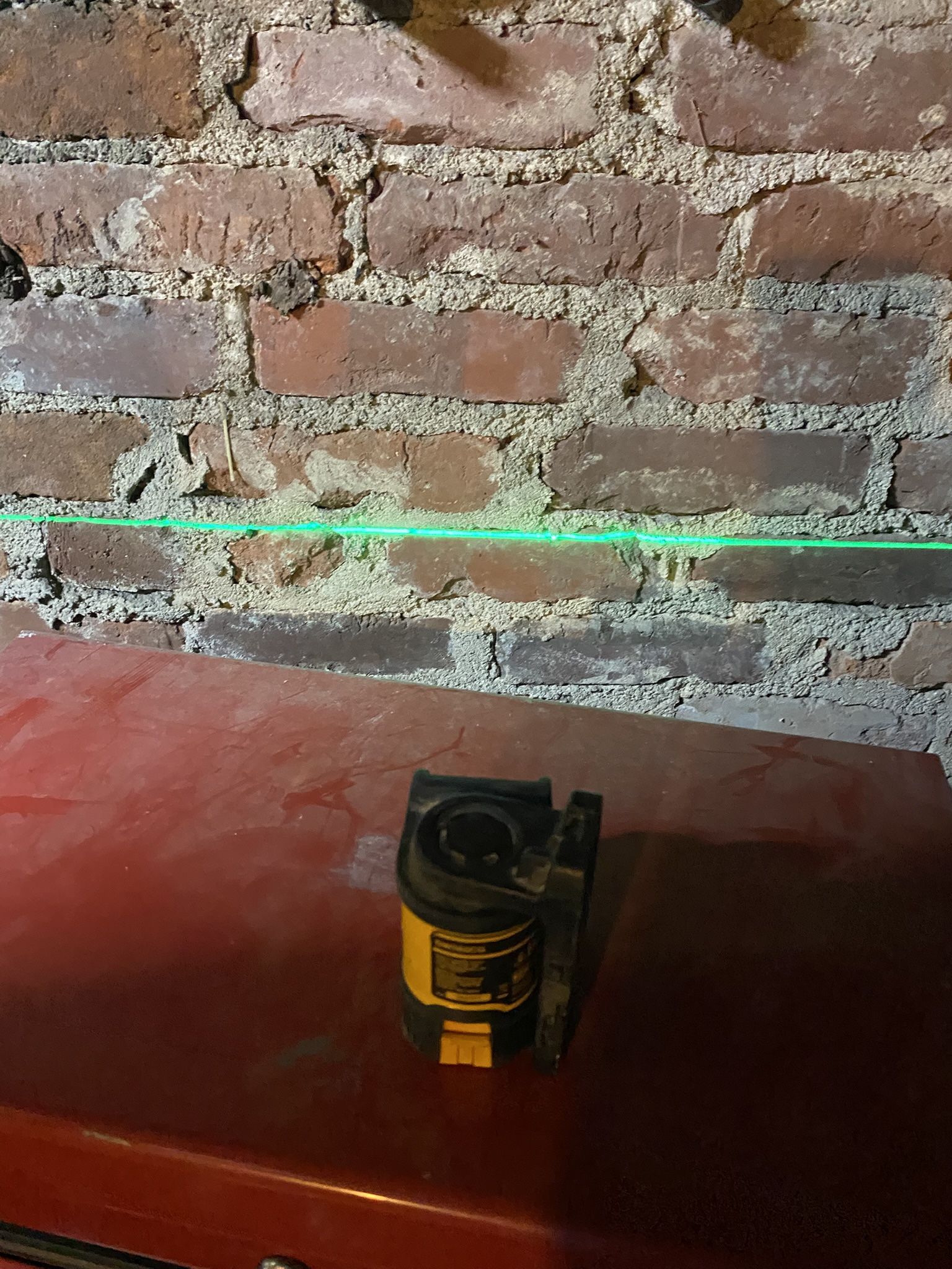 DW088CG Dewalt Self Leveling Laser