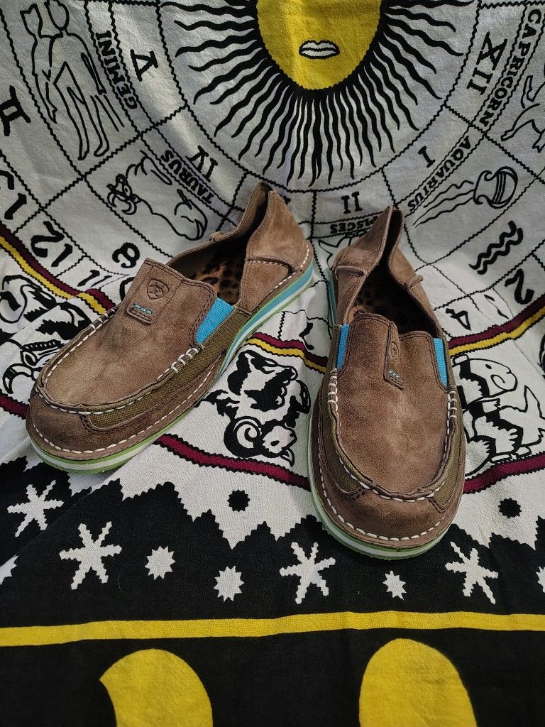 Women's Suede Ariat Cruiser Slip Ons