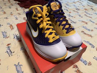 Lebron Media Day size 6y QS
