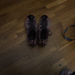 Nike Vapor 360 Pro Untouchable HYPER PINK BLACK - SIZE US 12 MENS