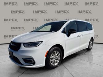 2024 Chrysler Pacifica