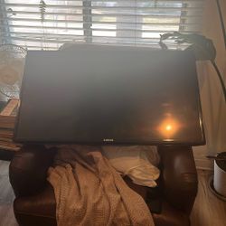 32 Inch Samsung Flat Screen No Remote 