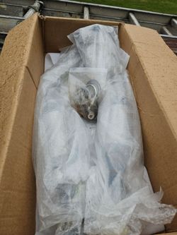Brand new catalystic  converters for 2003 tundra pup