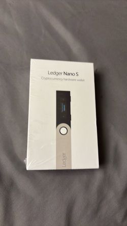 Ledger Nano 5 cryptocurrency hardware wallet