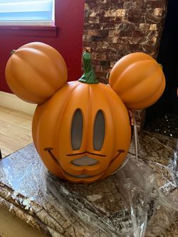 Mickey and Minnie pumpkin Home Depot