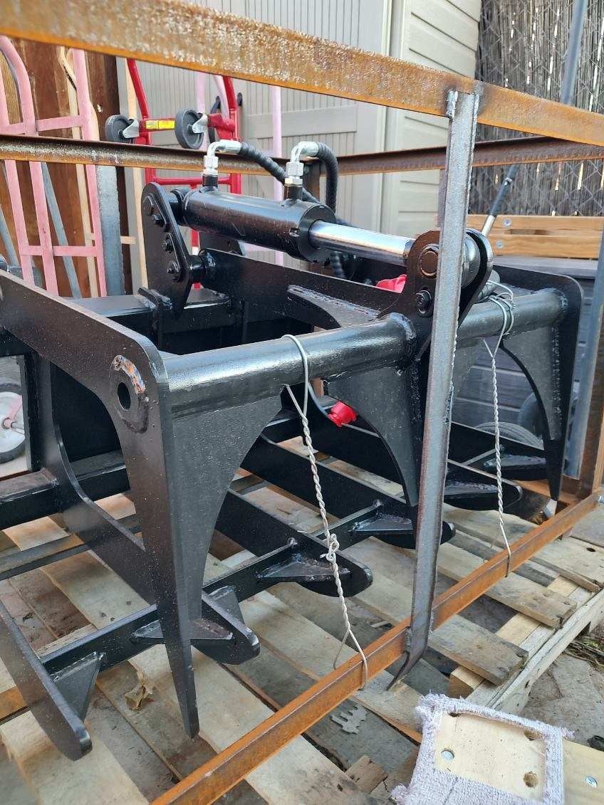 Mini Skid Steer Root Grapple Attachment