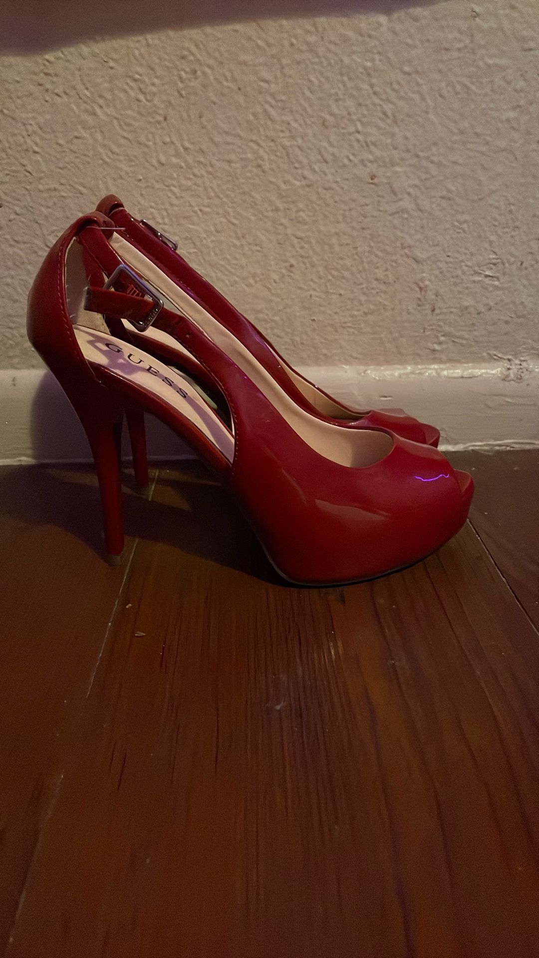 Guess High Heels