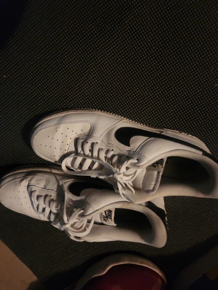 Vintage Nikes Low Top Like New