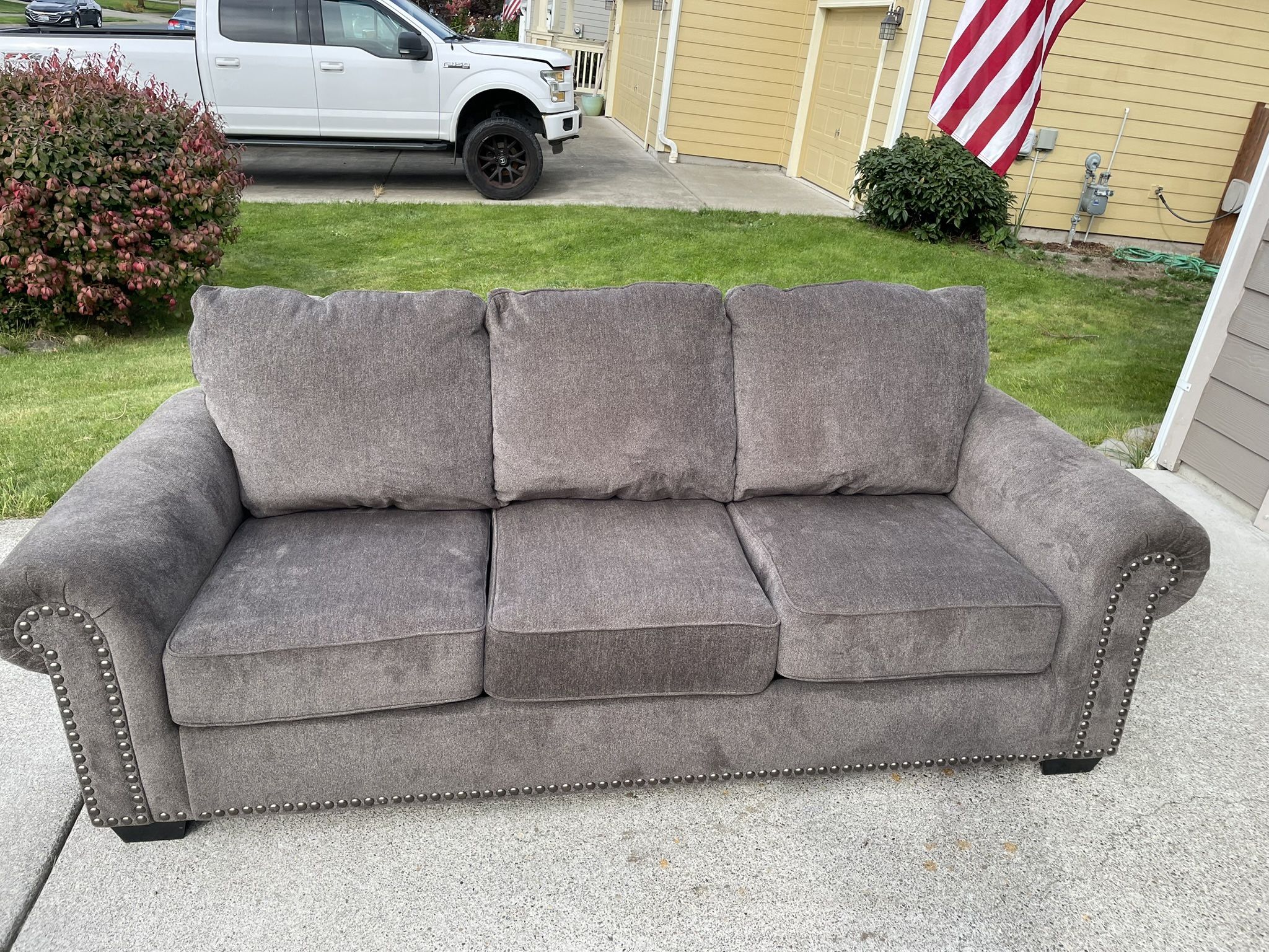 Couch with bed Pull Out
