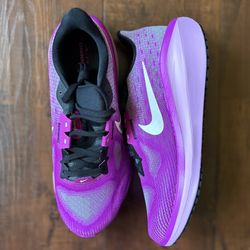 Nike Air Zoom Vomero 17 Running Shoes Hyper Violet Size Mens 8 Women 9.5