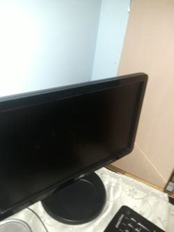 Dell computer monitor and keyboard