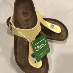 Birkenstock Gizeh Summer Sandals, Shoes, Sneakers, New.