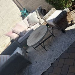 Wicker 4 Piece Patio Set With Table