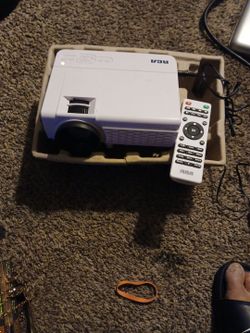 Home theater projector