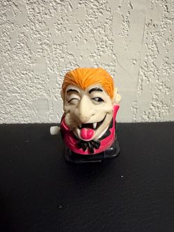 Vintage Vampire Dracula Wind Up Halloween Toy