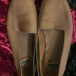 Like New Aerosoles  Size 9 Brown Color Real Leather